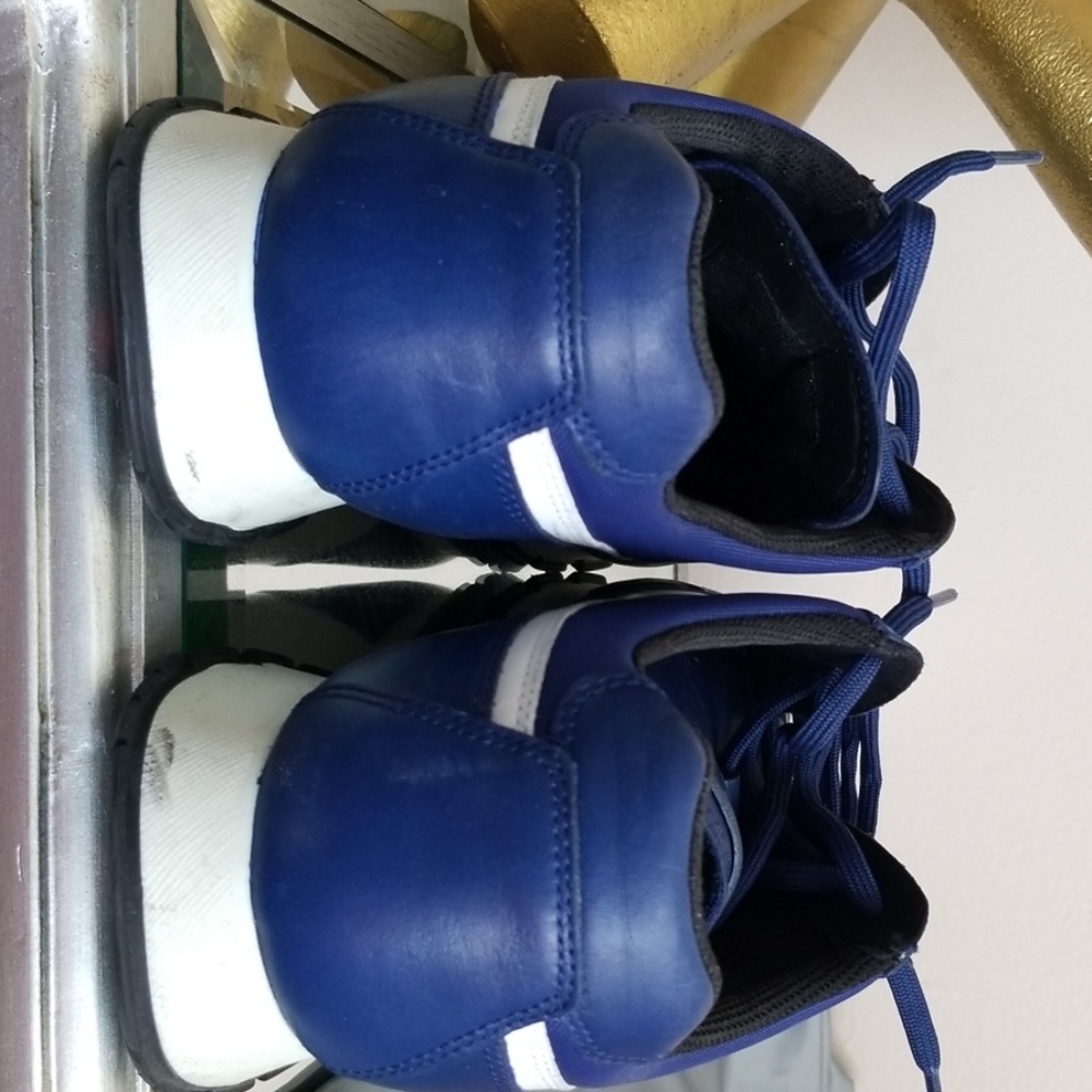 AUTHENIC Prada Sneakers - with carry case - Picture 3 of 5